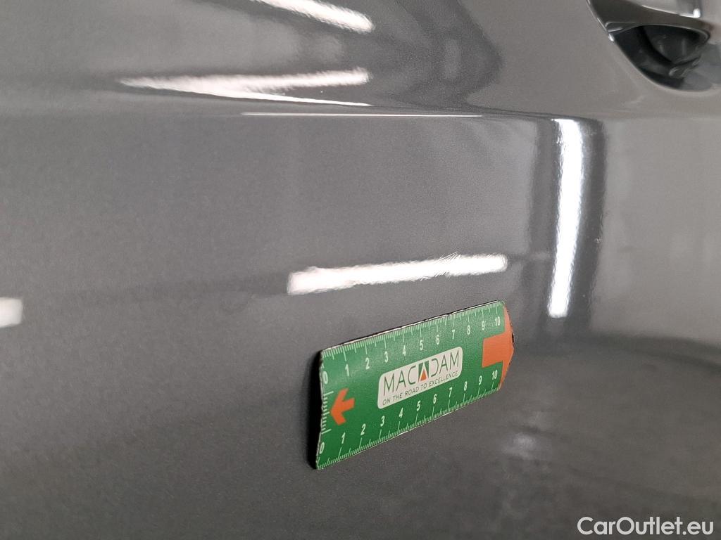  Bmw  Serie 1 BMW Série 1 / 2019 / 5P / Berline 116i DKG7 Business Design #10