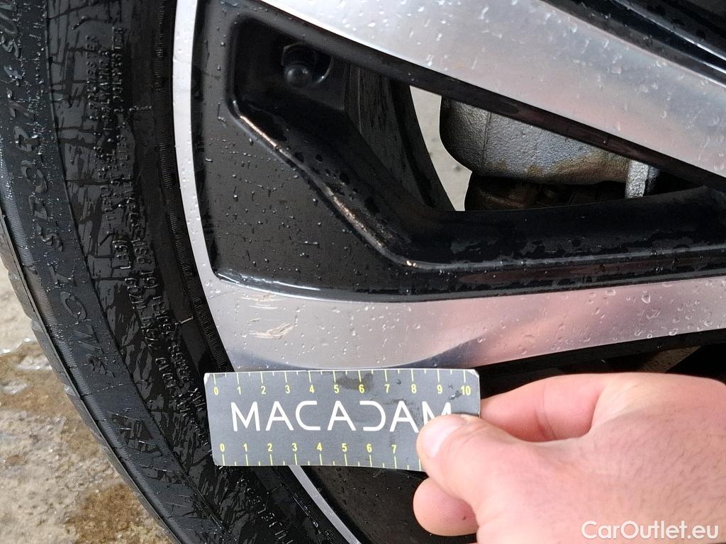  Mercedes  GLA MERCEDES-BENZ  / 2020 / 5P / SUV 1.3  250 e BUSINESS LINE DCT #10