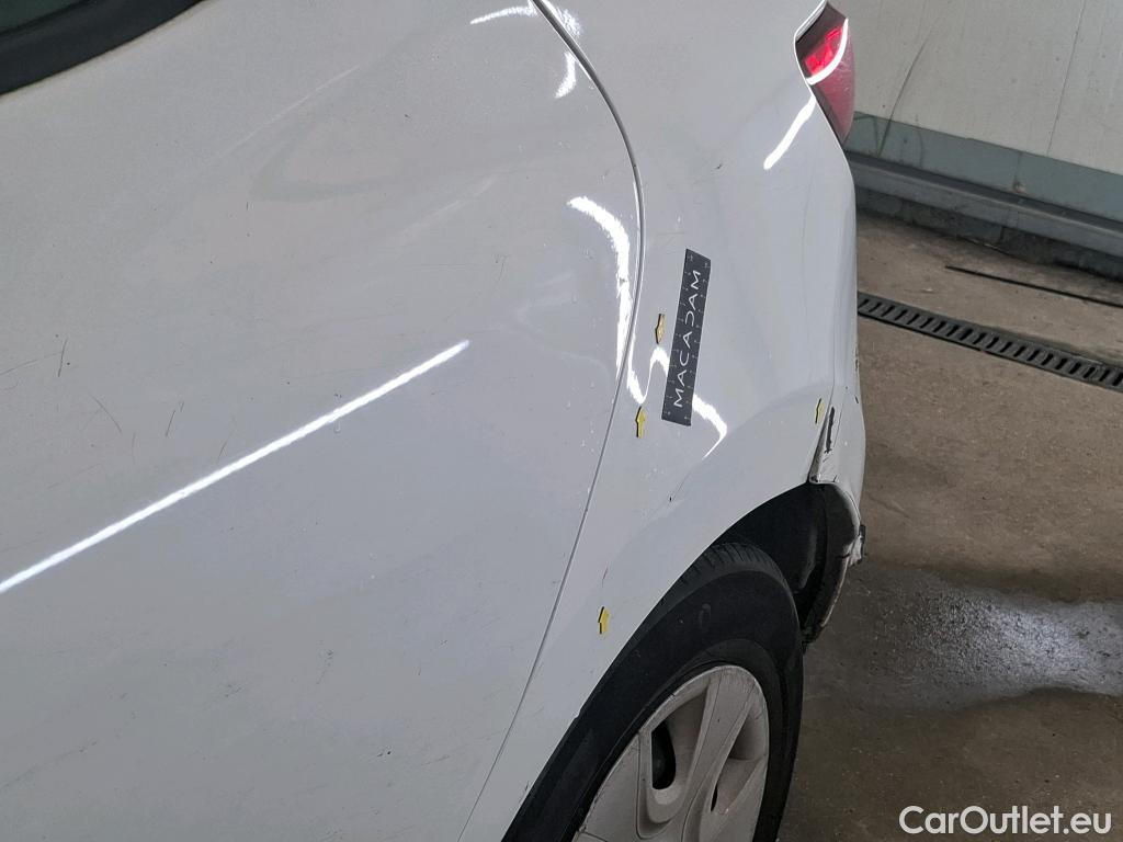  Renault  Clio  IV Air 1.5 dCi 75CV BVM5 E6 #110