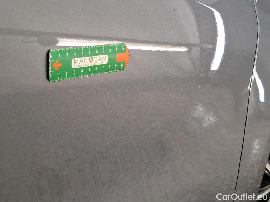  Bmw  Serie 1 BMW Série 1 / 2019 / 5P / Berline 116i DKG7 Business Design #19