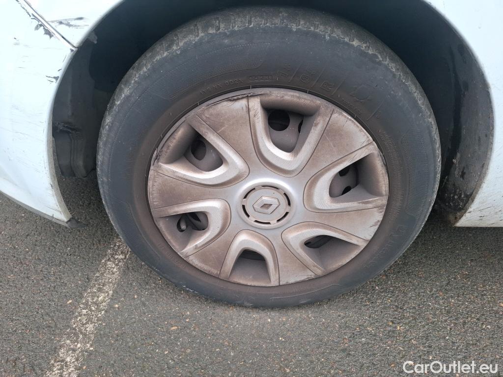  Renault  Clio  IV Air 1.5 dCi 75CV BVM5 E6 #175