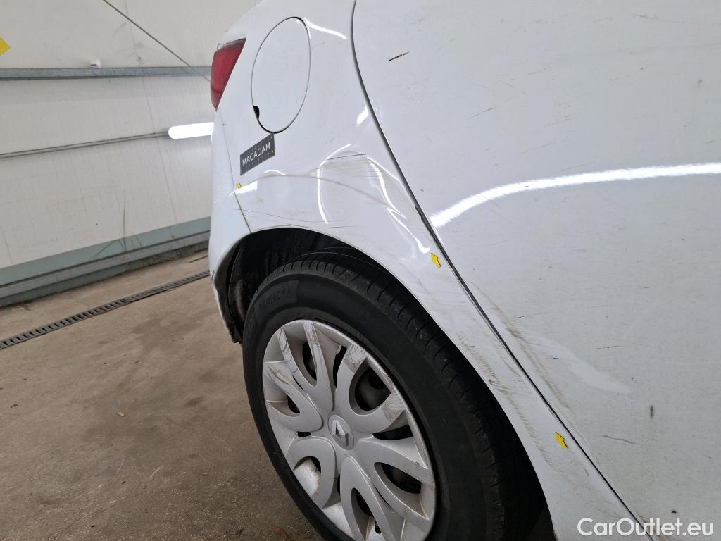  Renault  Clio  IV Air 1.5 dCi 75CV BVM5 E6 #71