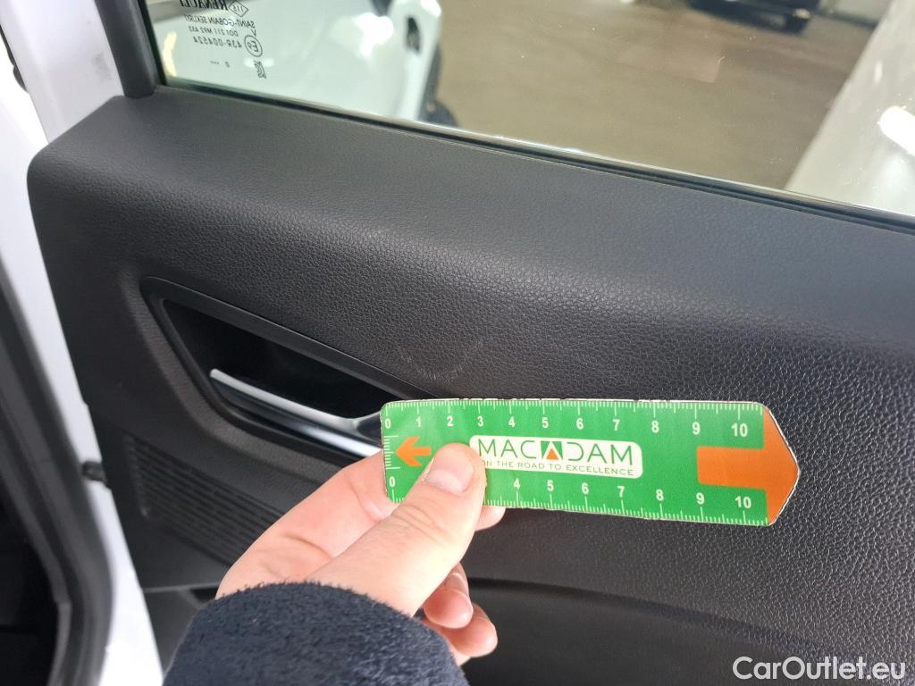  Renault  Captur RENAULT  / 2019 / 5P / SUV Intens E-TECH Plug-in 160 -21 #8