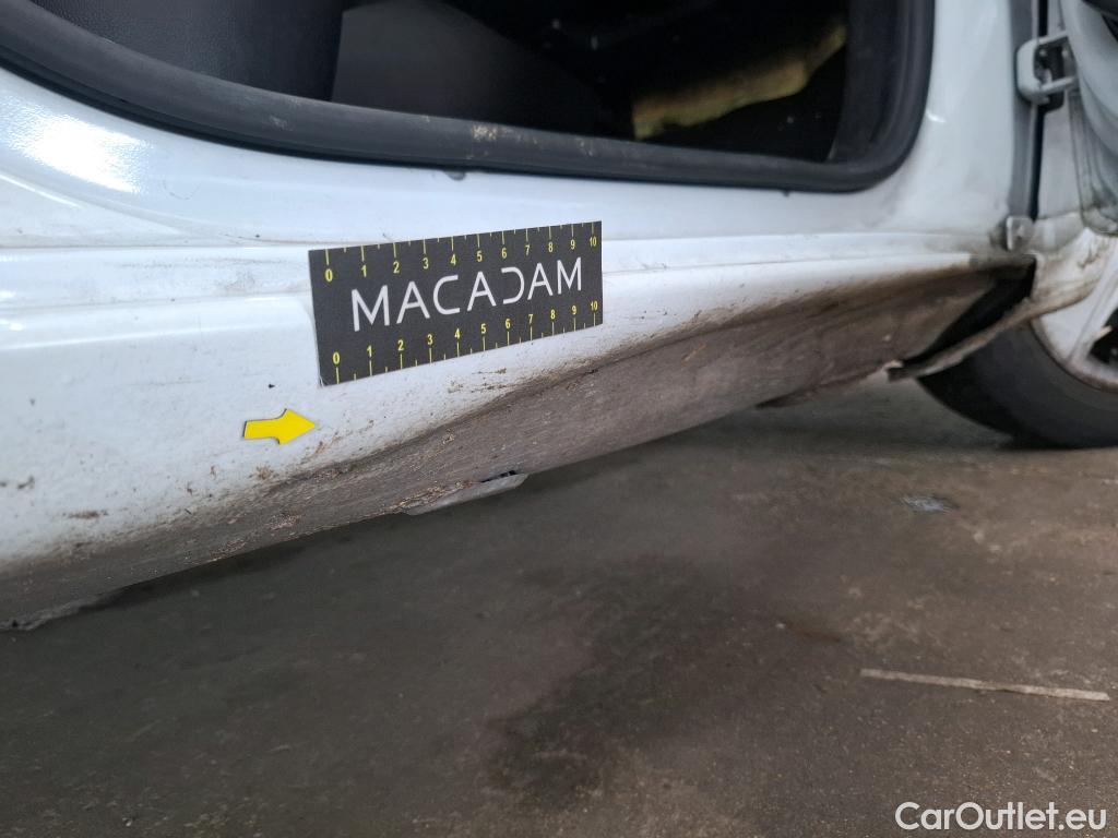  Renault  Clio  IV Air 1.5 dCi 75CV BVM5 E6 #4