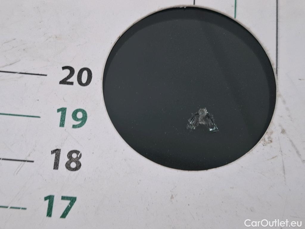  Renault  Captur RENAULT  / 2019 / 5P / SUV Intens E-TECH Plug-in 160 -21 #29