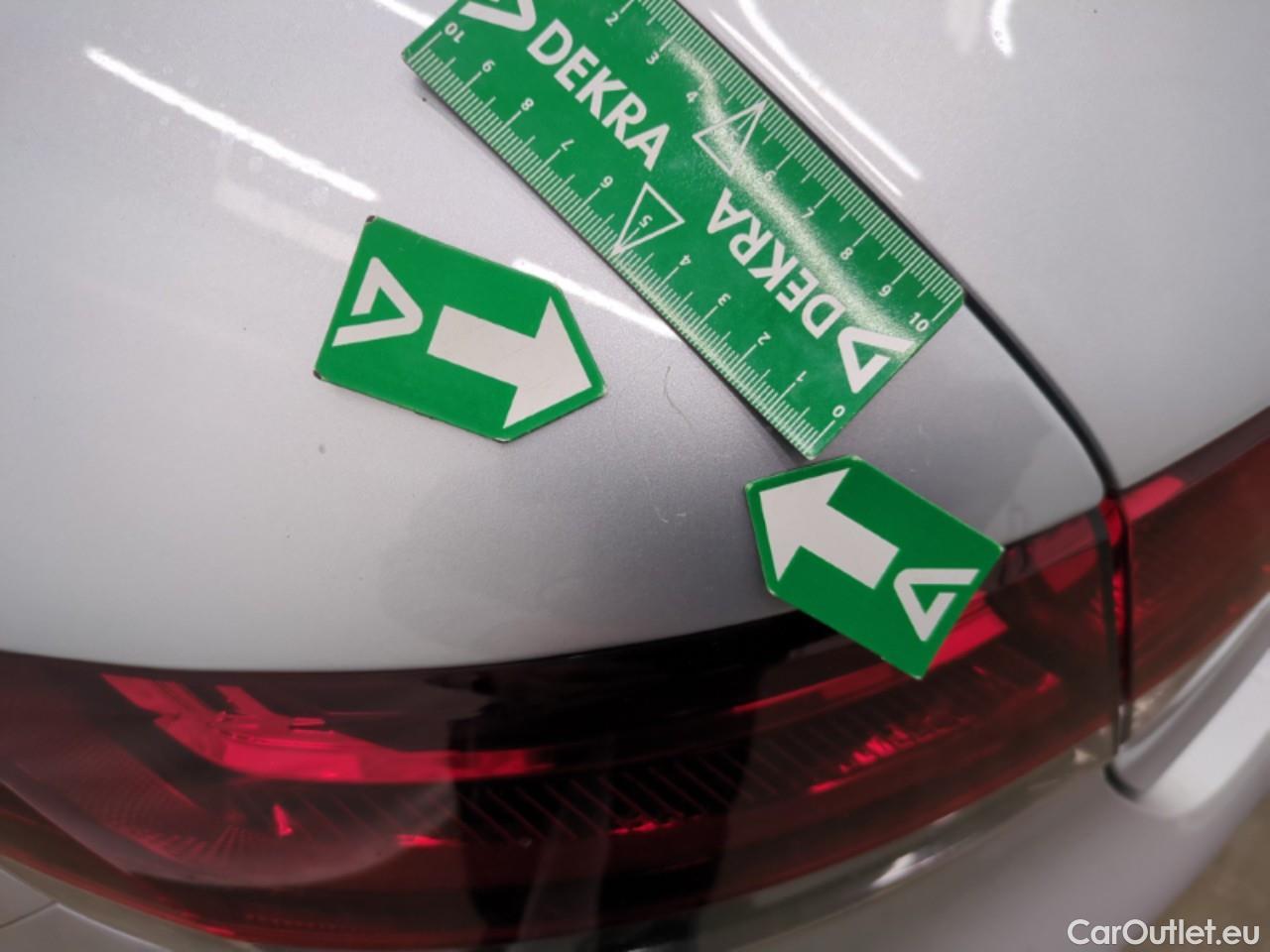  Renault  Megane RENAULT Mégane Berline / 2020 / 5P / Berline Business TCe 140 EDC FAP #38