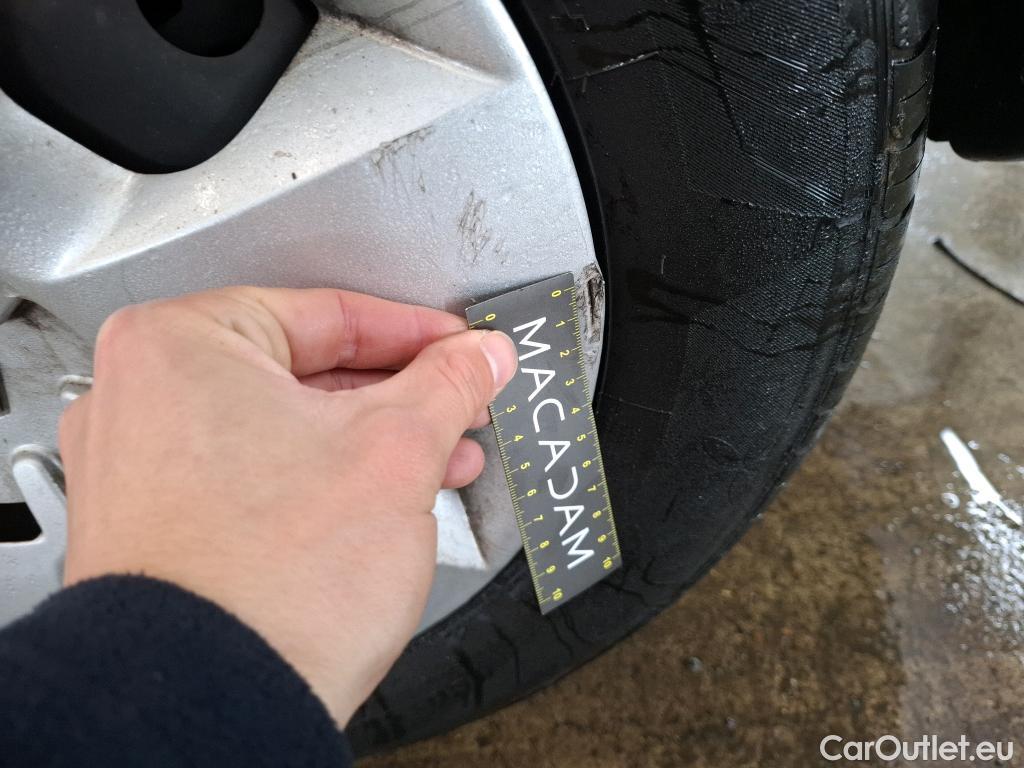  Renault  Kangoo  Express Maxi Extra (Série Spéciale) 1.5 dCi 90CV BVM5 E6 #43