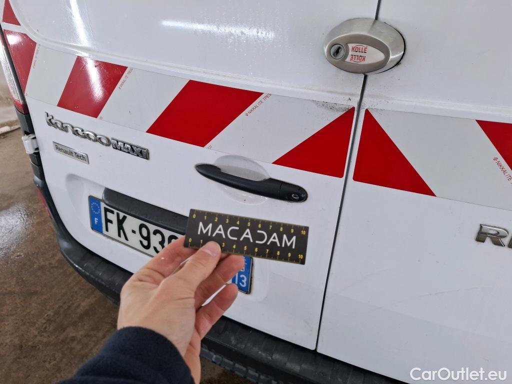  Renault  Kangoo  Express Maxi Extra (Série Spéciale) 1.5 dCi 90CV BVM5 E6 #23