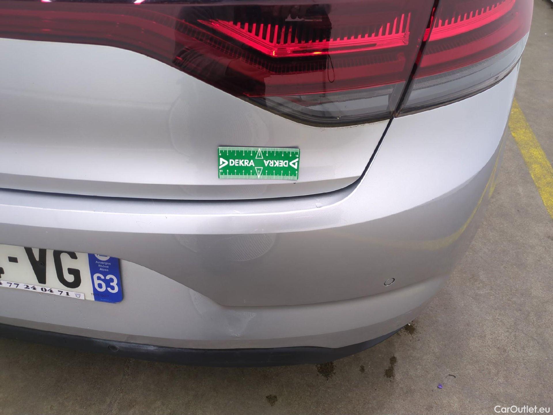  Renault  Megane RENAULT Mégane Berline / 2020 / 5P / Berline Business TCe 140 EDC FAP #43