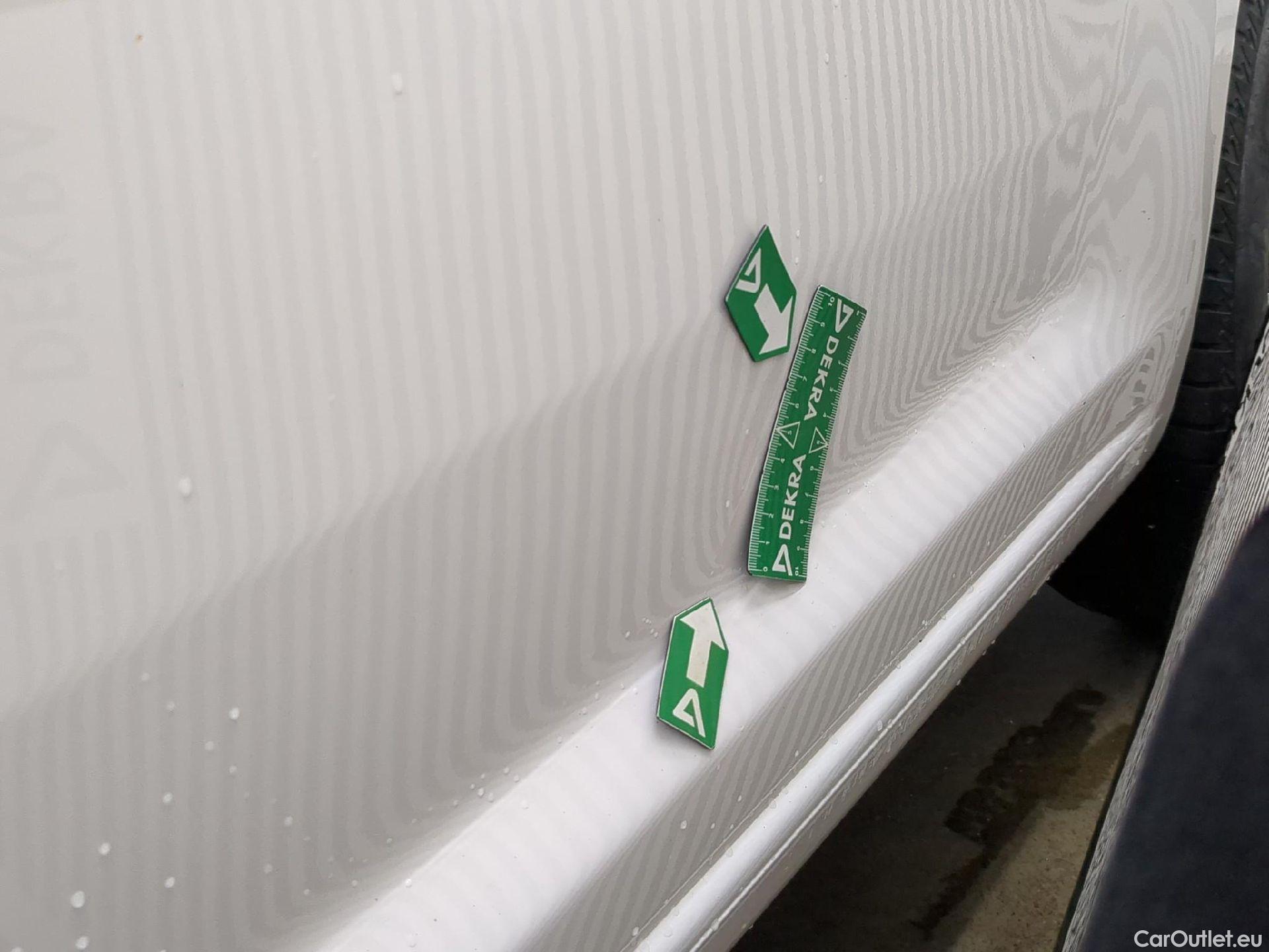  Volkswagen  Caddy VOLKSWAGEN  Van VU 4p Fourgonnette 2.0 TDI 102 Business Line #50