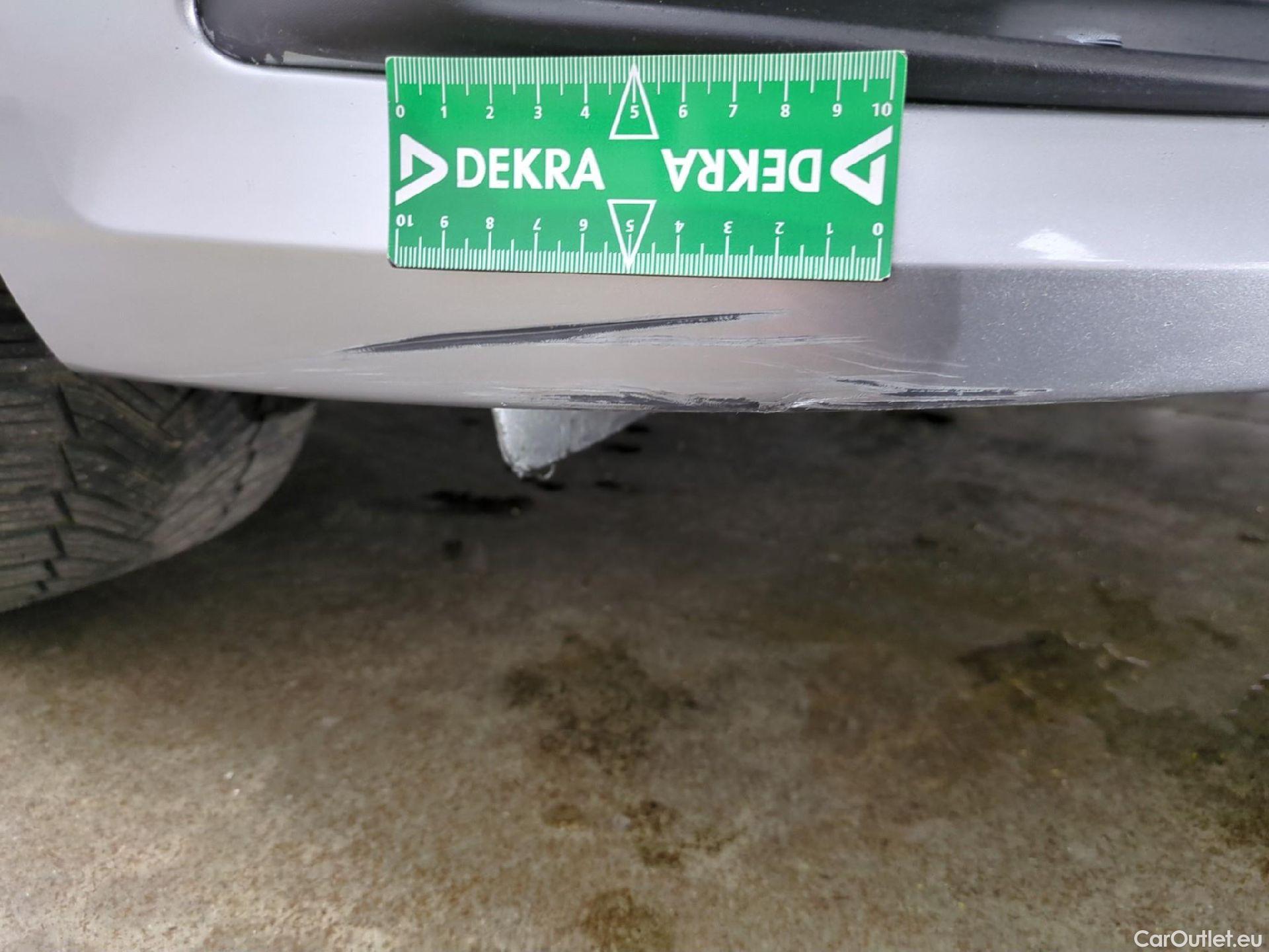  Renault  Megane RENAULT Mégane Berline / 2020 / 5P / Berline Business TCe 140 EDC FAP #27