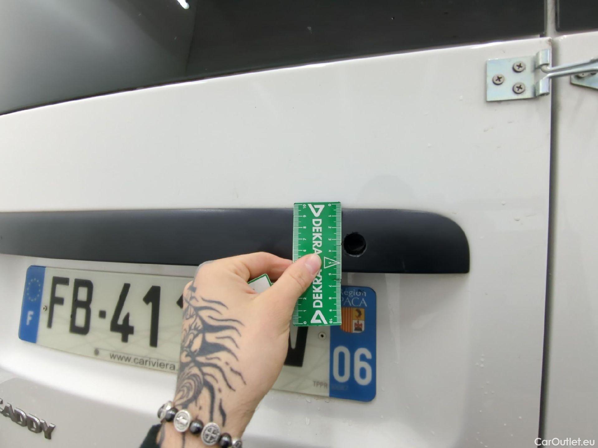  Volkswagen  Caddy VOLKSWAGEN  Van VU 4p Fourgonnette 2.0 TDI 102 Business Line #61