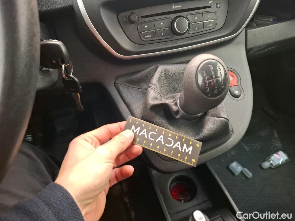  Renault  Kangoo  Express Maxi Extra (Série Spéciale) 1.5 dCi 90CV BVM5 E6 #36