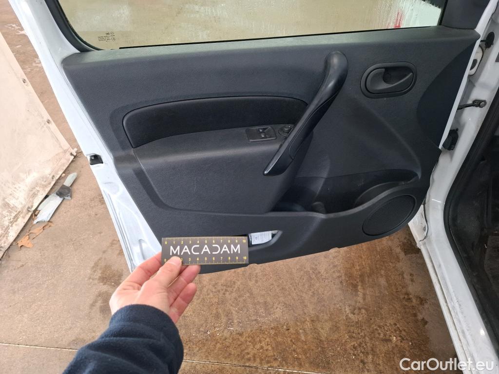  Renault  Kangoo  Express Maxi Extra (Série Spéciale) 1.5 dCi 90CV BVM5 E6 #27