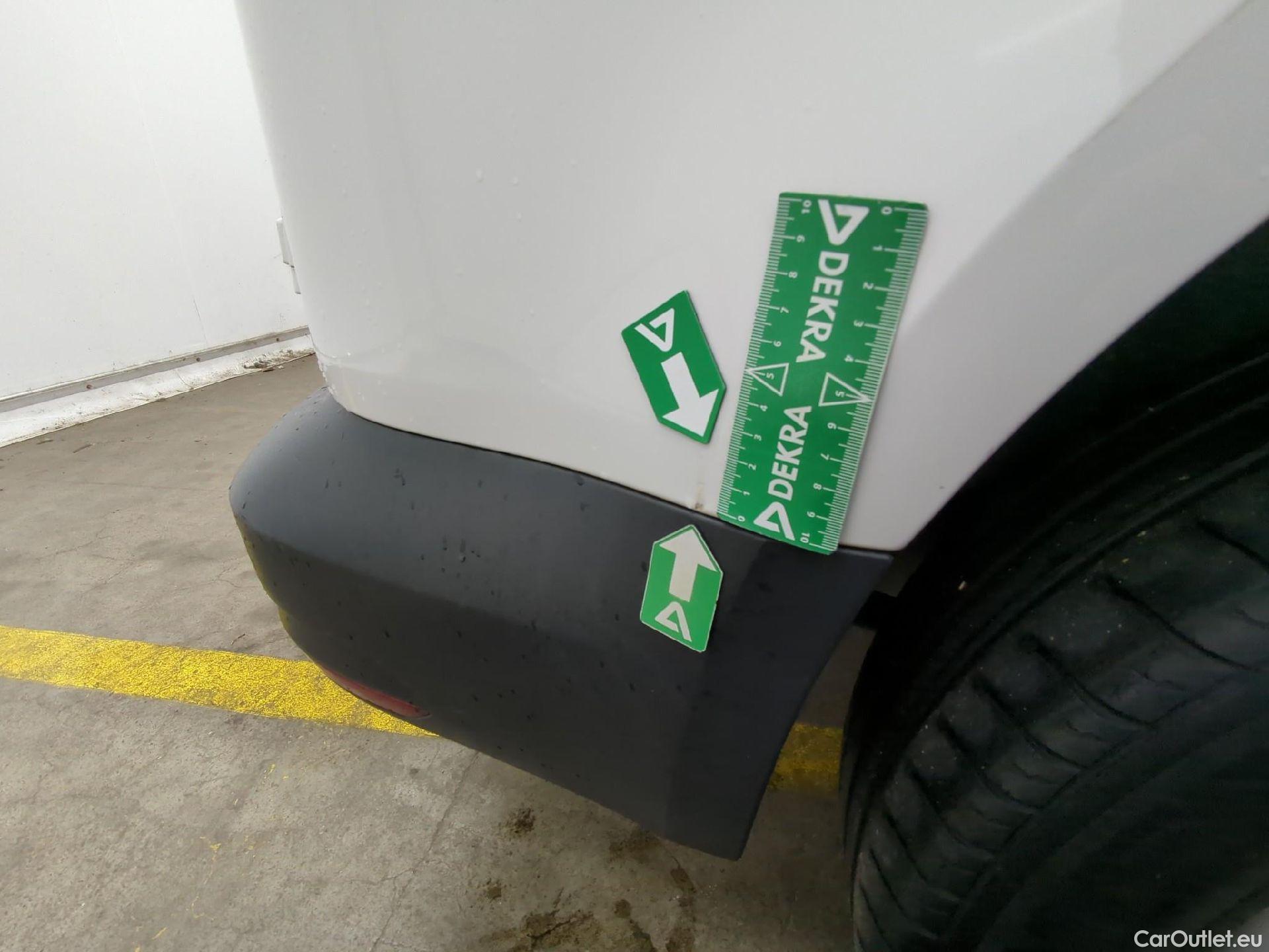  Volkswagen  Caddy VOLKSWAGEN  Van VU 4p Fourgonnette 2.0 TDI 102 Business Line #16