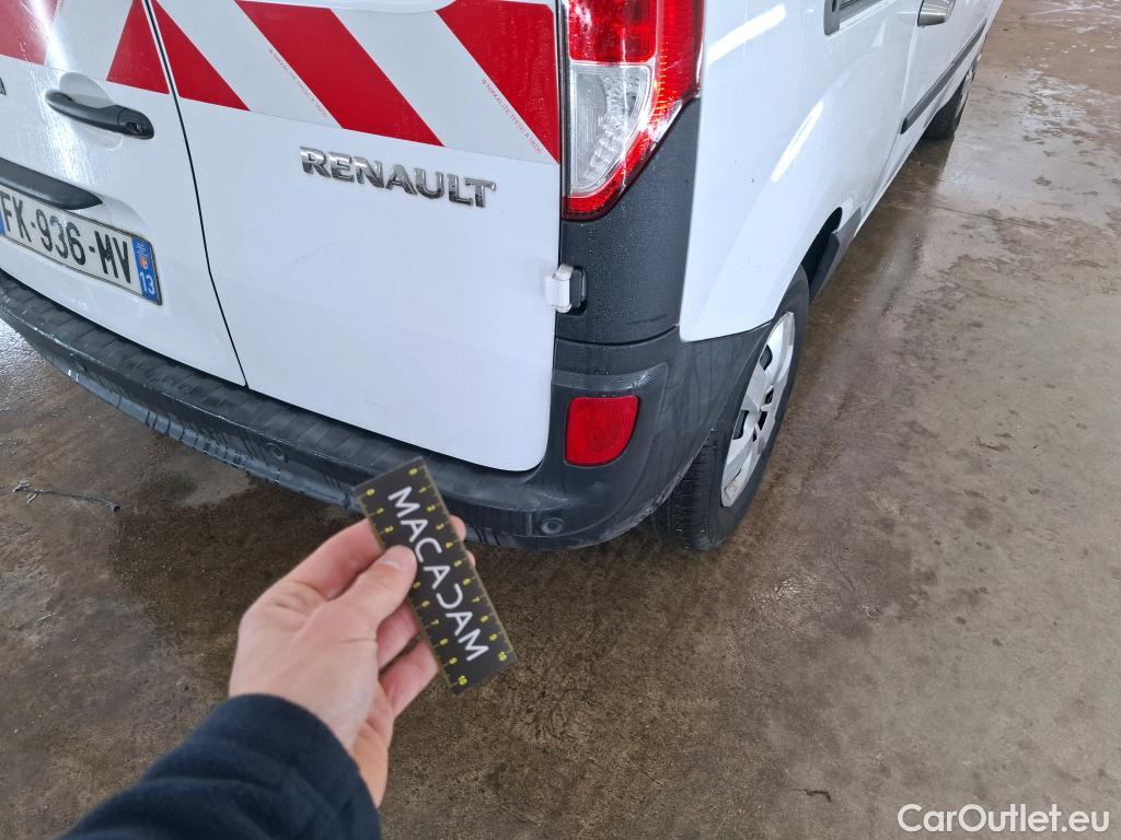  Renault  Kangoo  Express Maxi Extra (Série Spéciale) 1.5 dCi 90CV BVM5 E6 #32