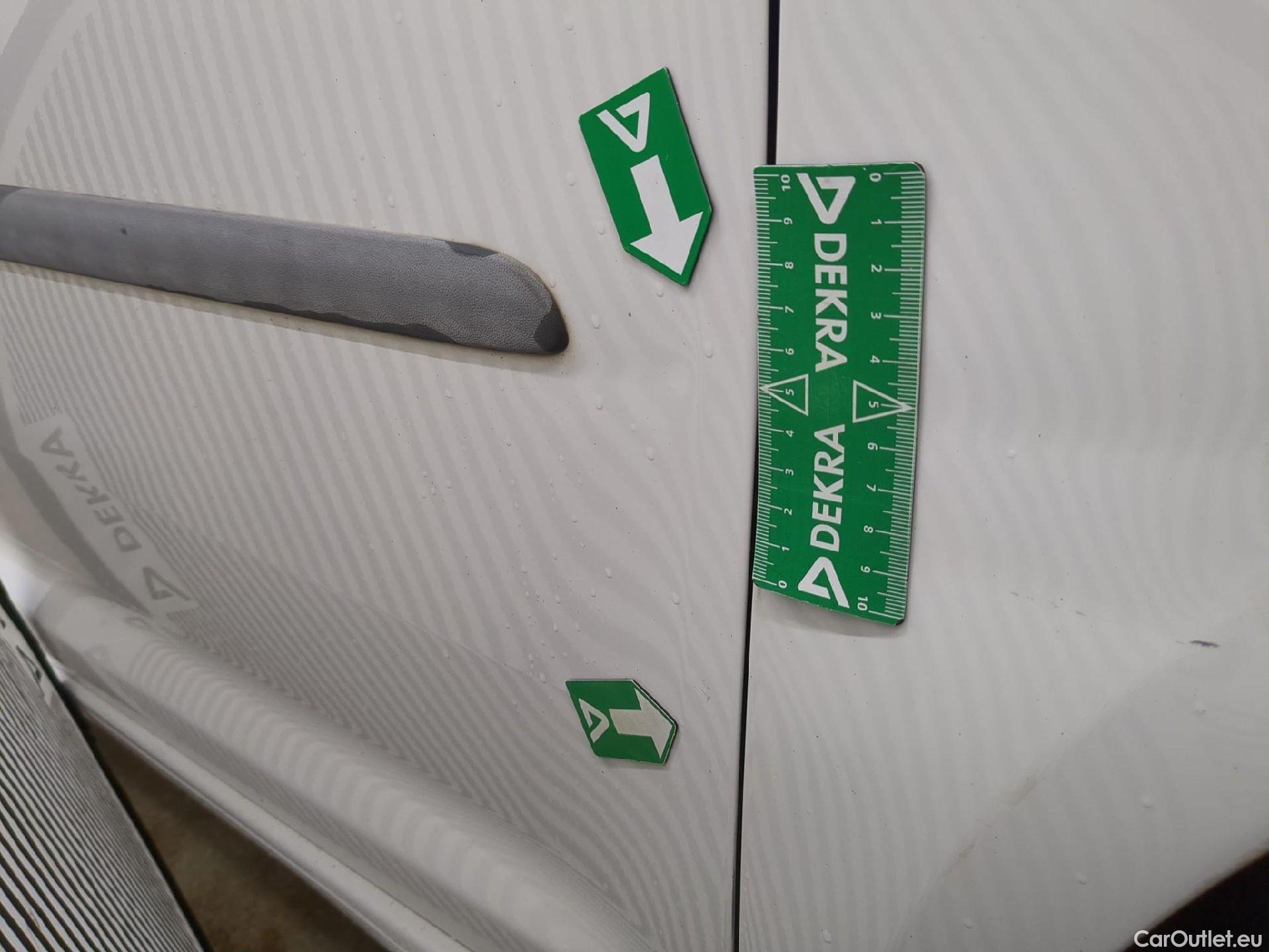  Volkswagen  Caddy VOLKSWAGEN  Van VU 4p Fourgonnette 2.0 TDI 102 Business Line #20