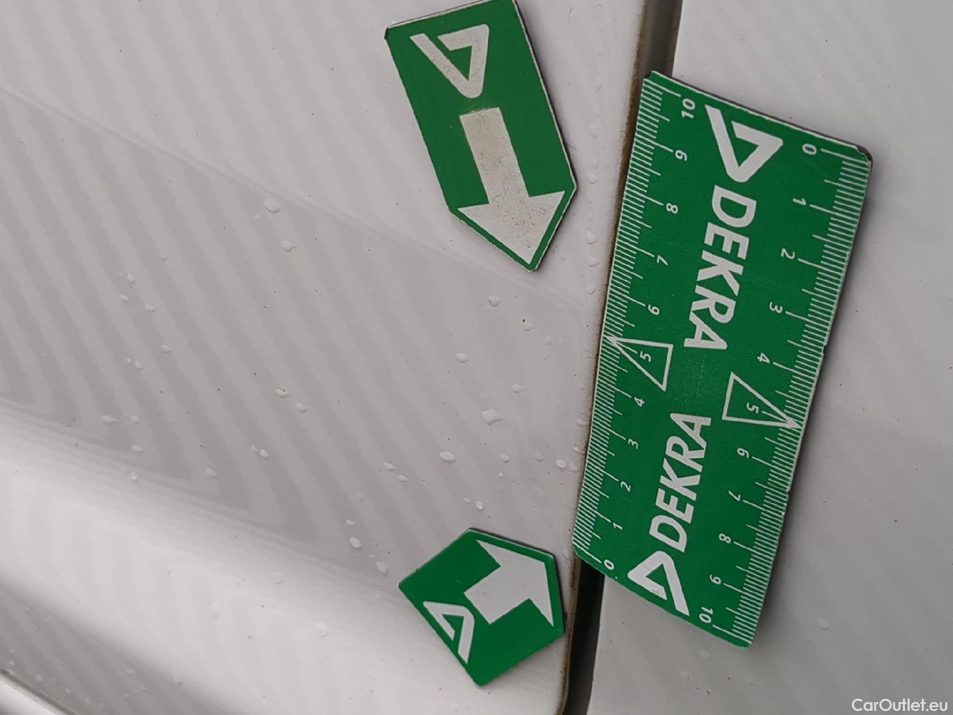  Volkswagen  Caddy VOLKSWAGEN  Van VU 4p Fourgonnette 2.0 TDI 102 Business Line #19