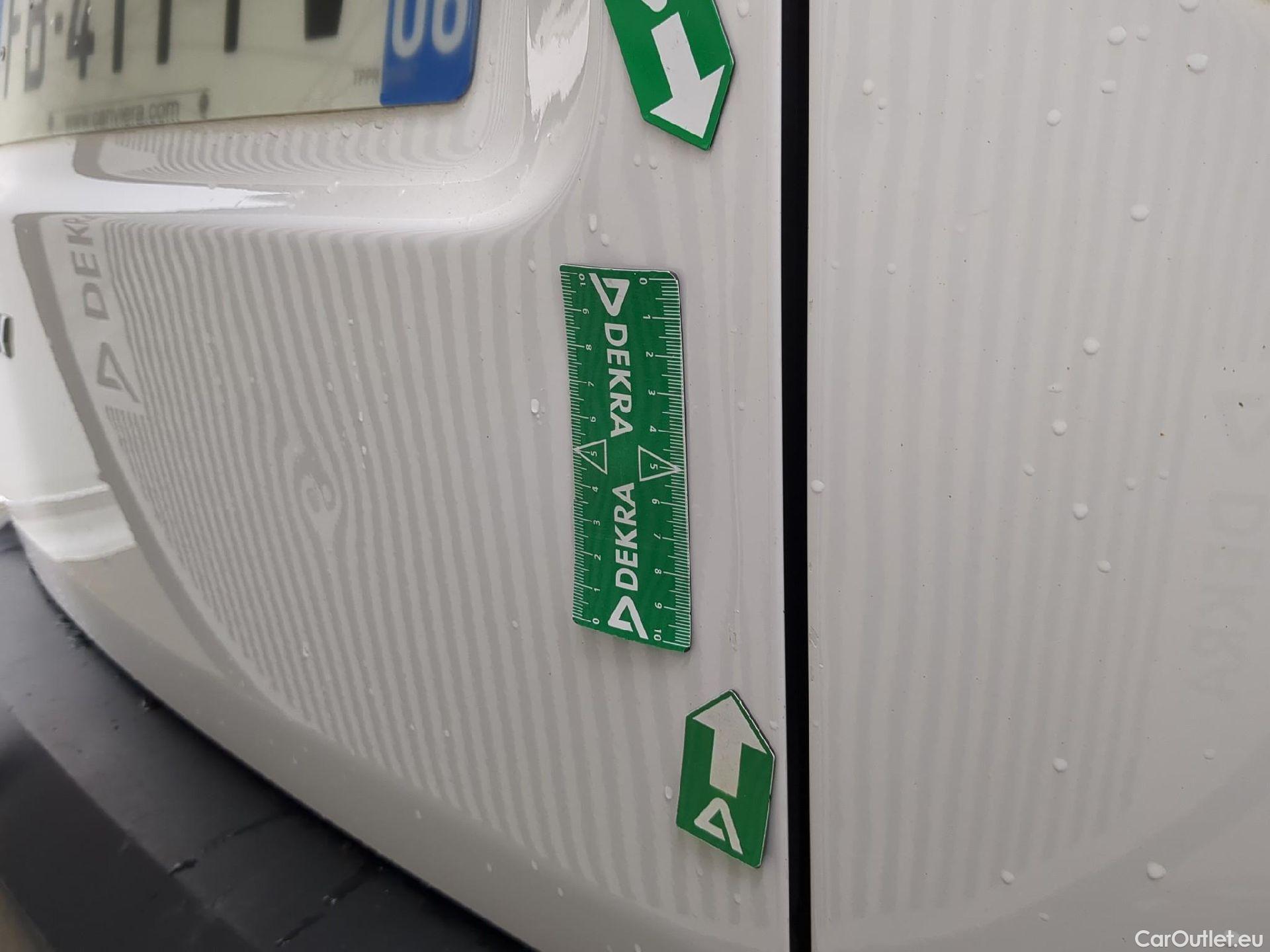  Volkswagen  Caddy VOLKSWAGEN  Van VU 4p Fourgonnette 2.0 TDI 102 Business Line #56