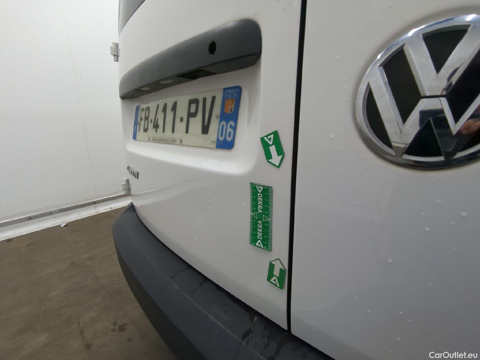  Volkswagen  Caddy VOLKSWAGEN  Van VU 4p Fourgonnette 2.0 TDI 102 Business Line #58