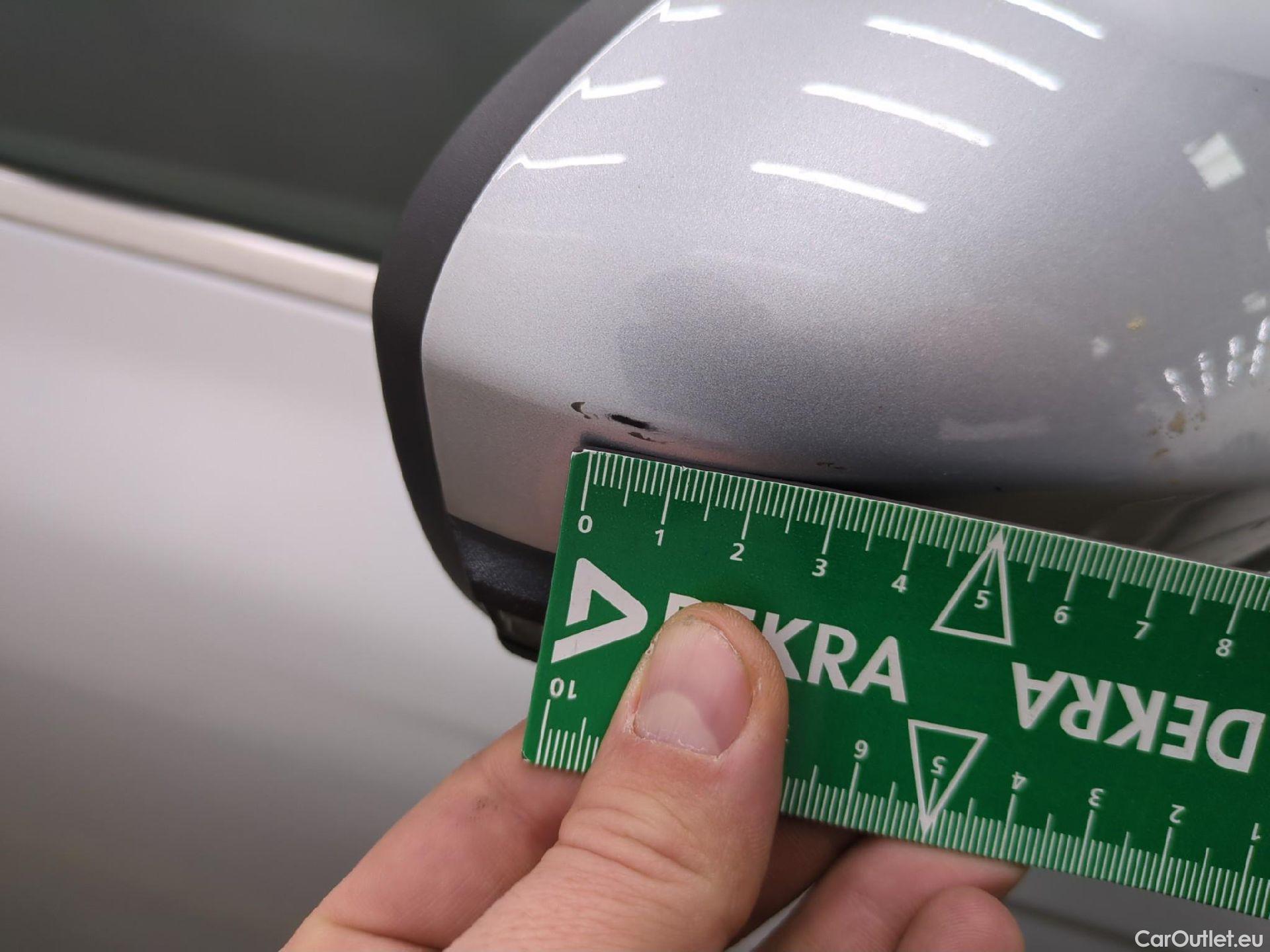  Renault  Megane RENAULT Mégane Berline / 2020 / 5P / Berline Business TCe 140 EDC FAP #17