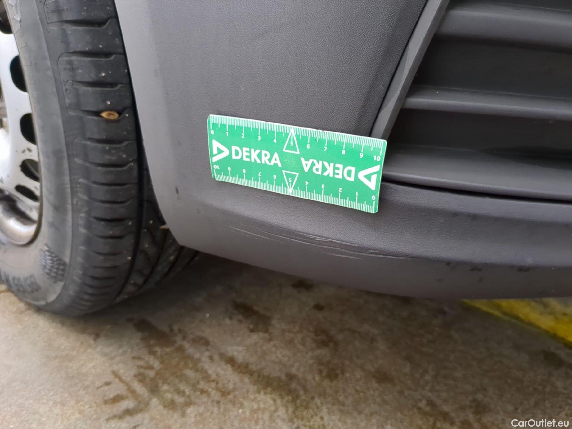  Volkswagen  Caddy VOLKSWAGEN  Van VU 4p Fourgonnette 2.0 TDI 102 Business Line #28