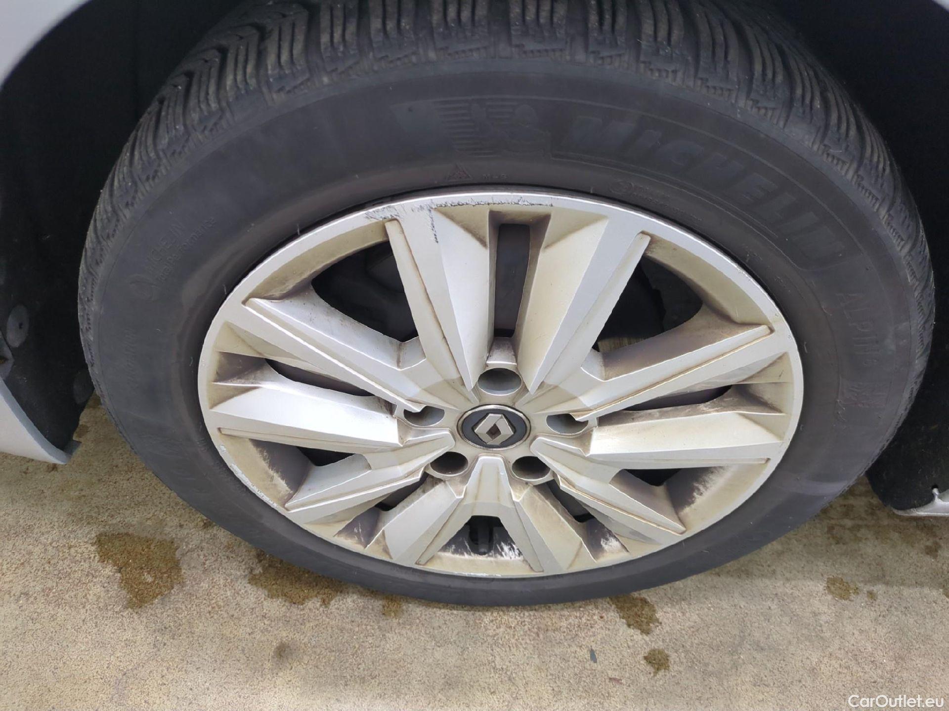  Renault  Megane RENAULT Mégane Berline / 2020 / 5P / Berline Business TCe 140 EDC FAP #2