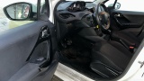  Peugeot  208 PURETECH 82CH S&S BVM5 ACTIVE  125 #7