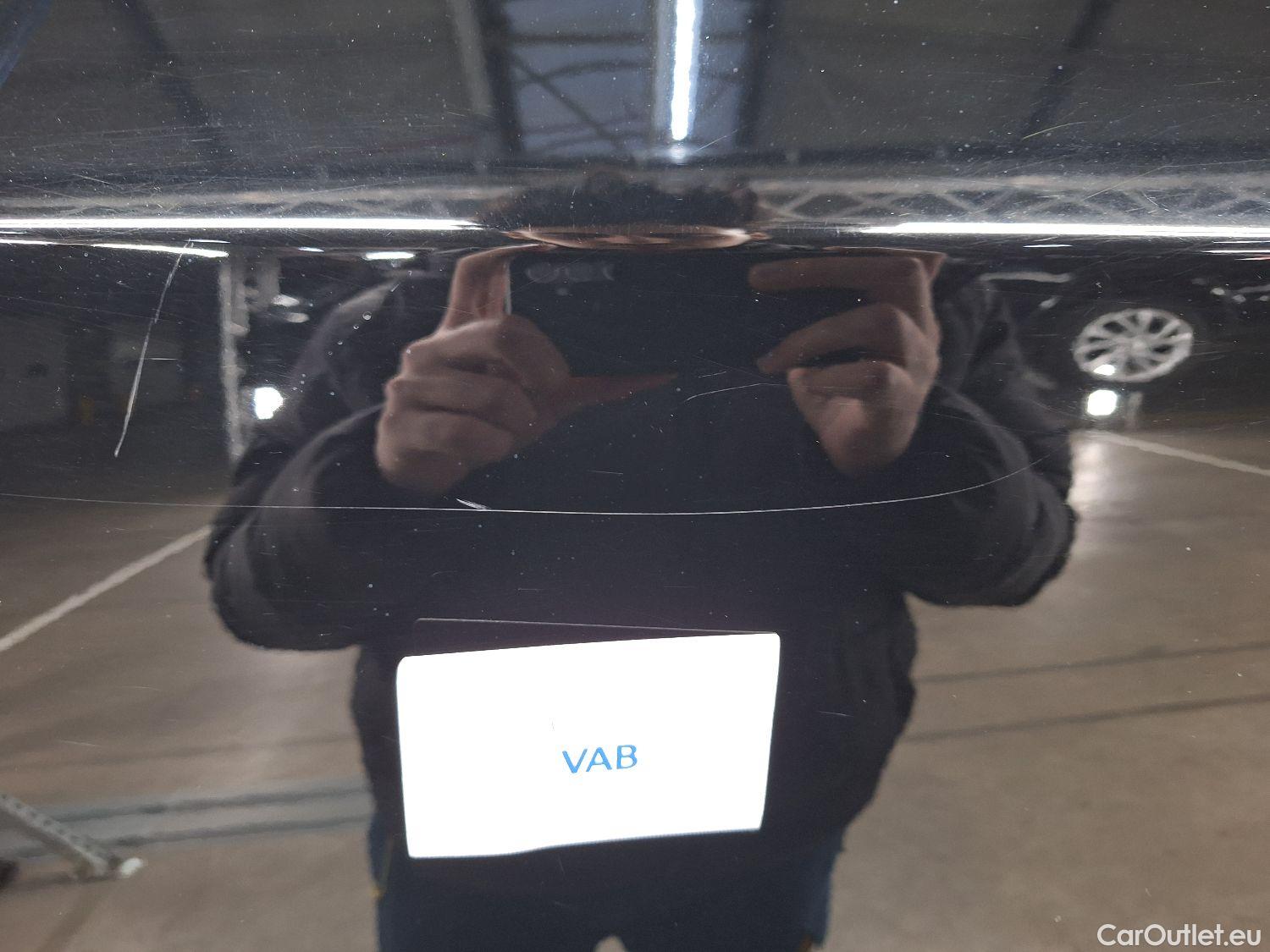  Tesla  Model 3 Tesla,  '18 BEV, Tesla  Performance Dual Motor AWD 4d #37