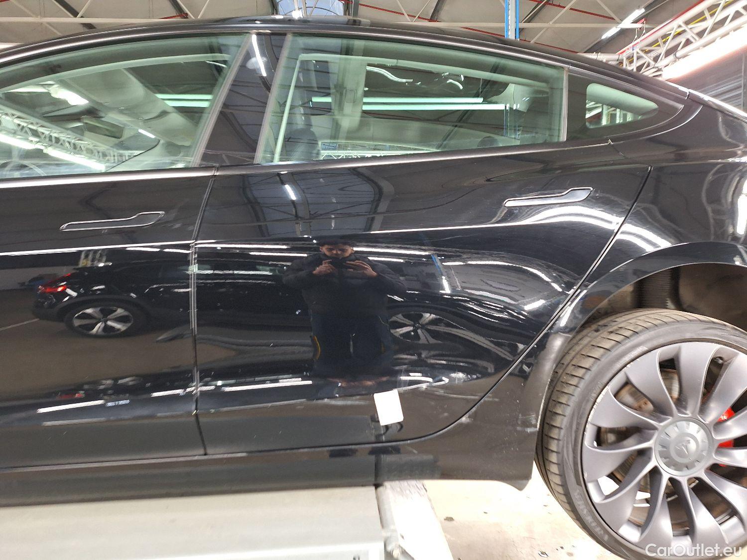  Tesla  Model 3 Tesla,  '18 BEV, Tesla  Performance Dual Motor AWD 4d #28