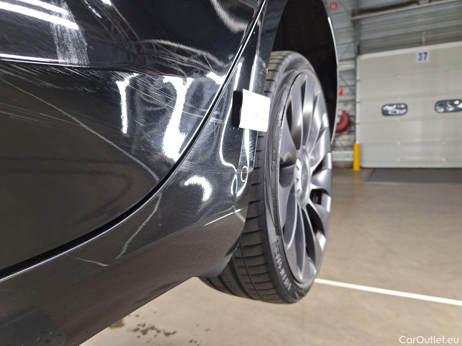  Tesla  Model 3 Tesla,  '18 BEV, Tesla  Performance Dual Motor AWD 4d #24