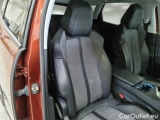  Peugeot  3008 PEUGEOT  / 2016 / 5P / SUV BLUEHDI 130 EAT8 SeS ALLURE #13