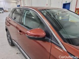 Peugeot  3008 PEUGEOT  / 2016 / 5P / SUV BLUEHDI 130 EAT8 SeS ALLURE #33