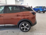  Peugeot  3008 PEUGEOT  / 2016 / 5P / SUV BLUEHDI 130 EAT8 SeS ALLURE #46