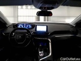  Peugeot  3008 PEUGEOT  / 2016 / 5P / SUV BLUEHDI 130 EAT8 SeS ALLURE #3
