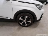  Peugeot  3008 PEUGEOT  / 2016 / 5P / SUV BLUEHDI 130 EAT8 SeS ALLURE #100