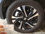 Peugeot  2008 PEUGEOT  / 2019 / 5P / CROSSOVER BLUEHDI 130 EAT8 ALLURE S/S AUT. #112