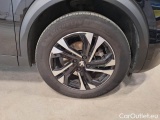  Peugeot  2008 PEUGEOT  / 2019 / 5P / CROSSOVER BLUEHDI 130 EAT8 ALLURE S/S AUT. #99