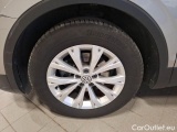  Volkswagen  Tiguan VOLKSWAGEN  / 2016 / 5P / SUV 2.0 TDI SCR 110KW BUSINESS BMT DSG #20