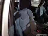  Volvo  XC60 VOLVO  / 2017 / 5P / SUV D4 GEARTR. MOMENTUM PRO #13