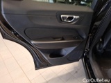 Volvo  XC60 VOLVO  / 2017 / 5P / SUV D3 BUSINESS PLUS #105