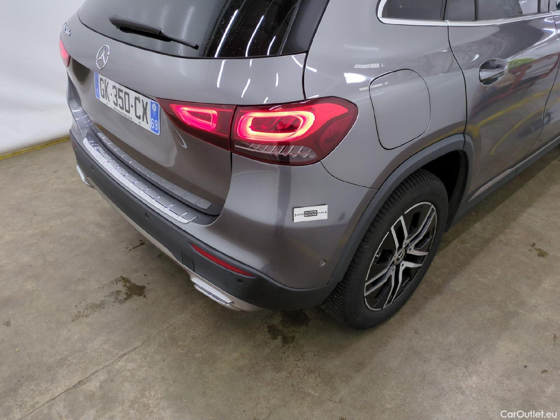  Mercedes  GLA MERCEDES-BENZ  / 2020 / 5P / SUV 1.3  250 e BUSINESS LINE DCT #31