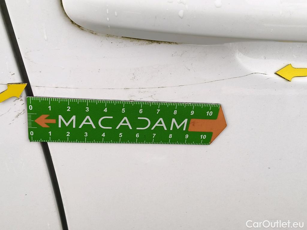  Toyota  Corolla TOYOTA  Touring Sports / 2018 / 5P / Break Hybride 122h Dynamic Business Beyond Zer #48