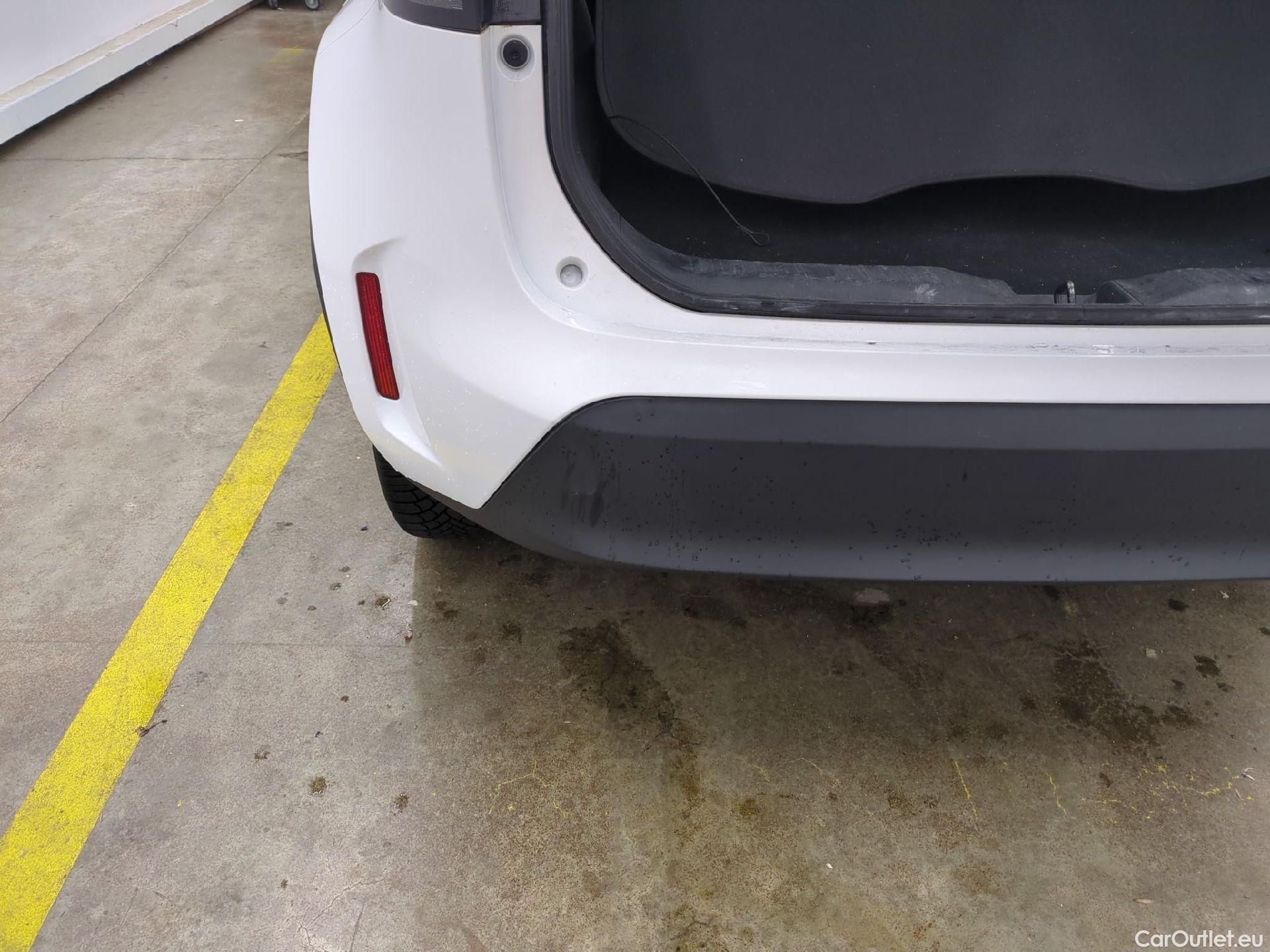  Toyota  Yaris Cross TOYOTA  Hybride / 2021 / 5P / SUV 1.5 HYBRID 116H DESIGN AWD AUTO #23