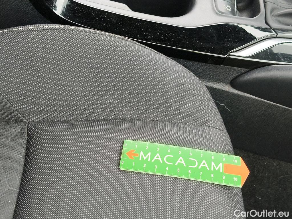  Toyota  Corolla TOYOTA  Touring Sports / 2018 / 5P / Break Hybride 122h Dynamic Business Beyond Zer #42