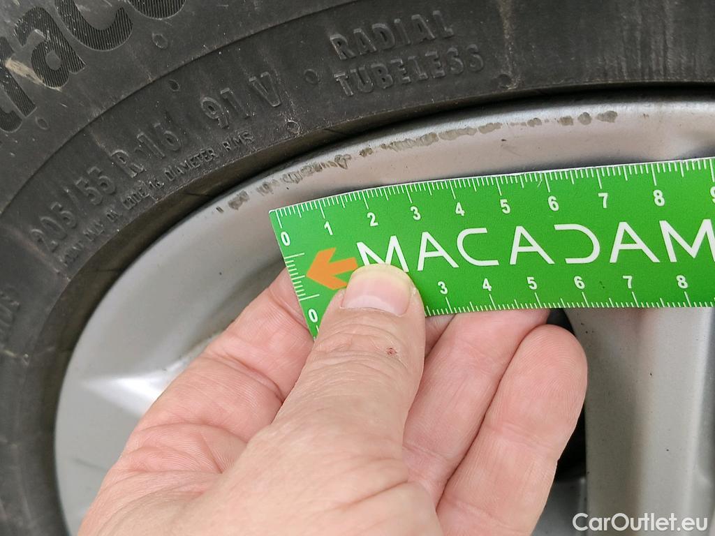  Toyota  Corolla TOYOTA  Touring Sports / 2018 / 5P / Break Hybride 122h Dynamic Business Beyond Zer #31