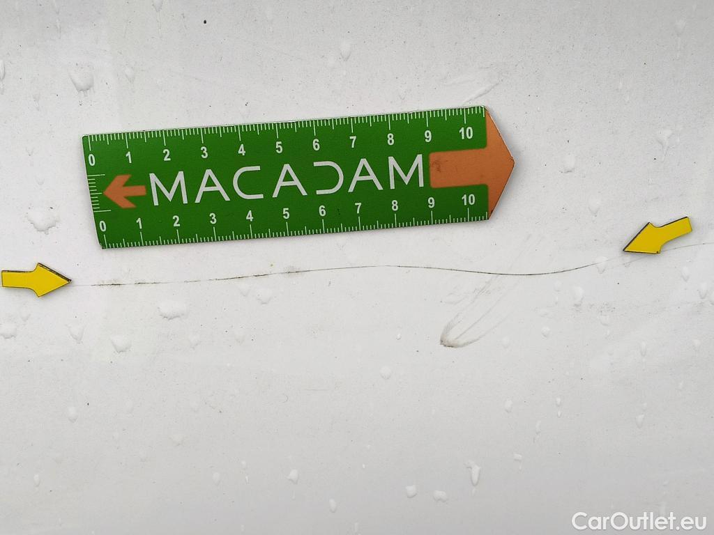  Toyota  Corolla TOYOTA  Touring Sports / 2018 / 5P / Break Hybride 122h Dynamic Business Beyond Zer #2