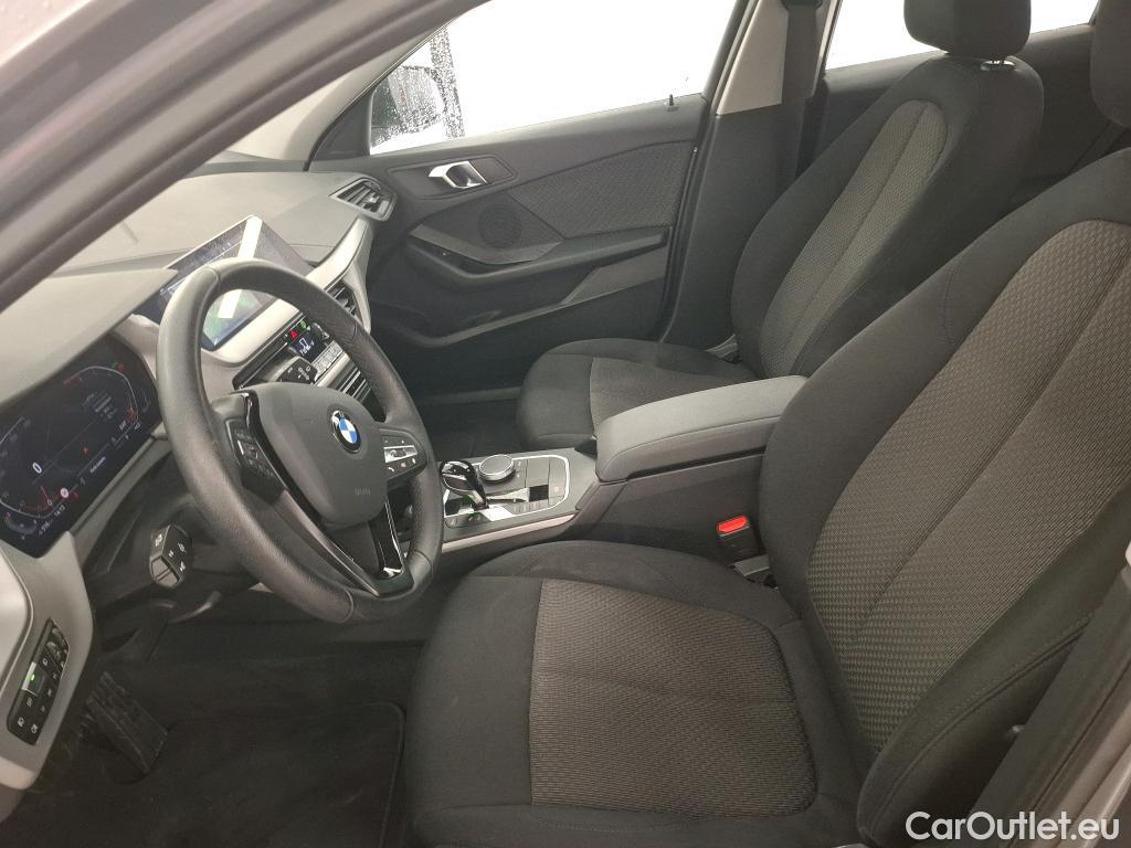  Bmw  Serie 1 BMW Série 1 / 2019 / 5P / Berline 116i DKG7 Business Design #1