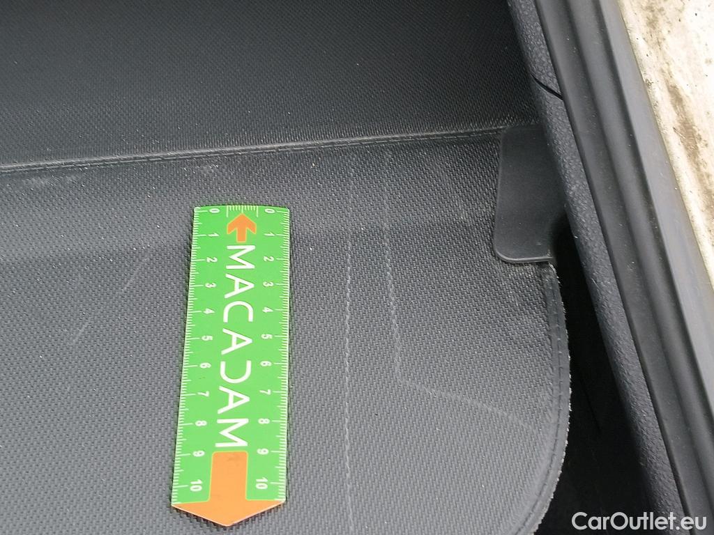  Toyota  Corolla TOYOTA  Touring Sports / 2018 / 5P / Break Hybride 122h Dynamic Business Beyond Zer #51