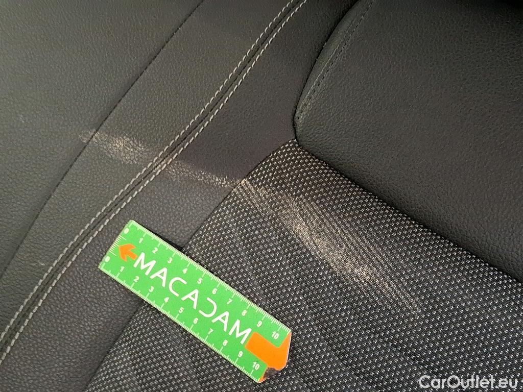  Mercedes  A-Klasse MERCEDES-BENZ Classe A Compact  2018 5P  Berline A 250 e Business Line 8GDCT #46